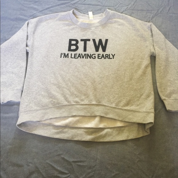 Tops - Women’s Sweat Shirt